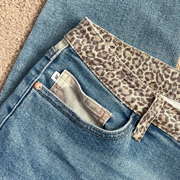 Judy Blue Camo and Leopard Jeans - Picture 4 of 10